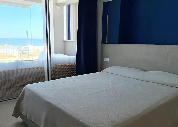 Apartment Se125 - Senigallia, Esclusivo Trilocale Fronte Mare Con Piscina *