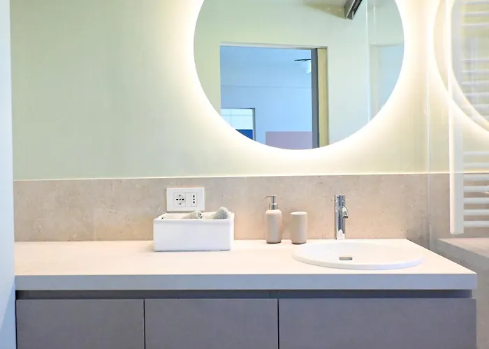 Se125 - Senigallia, Esclusivo Trilocale Fronte Mare Con Piscina